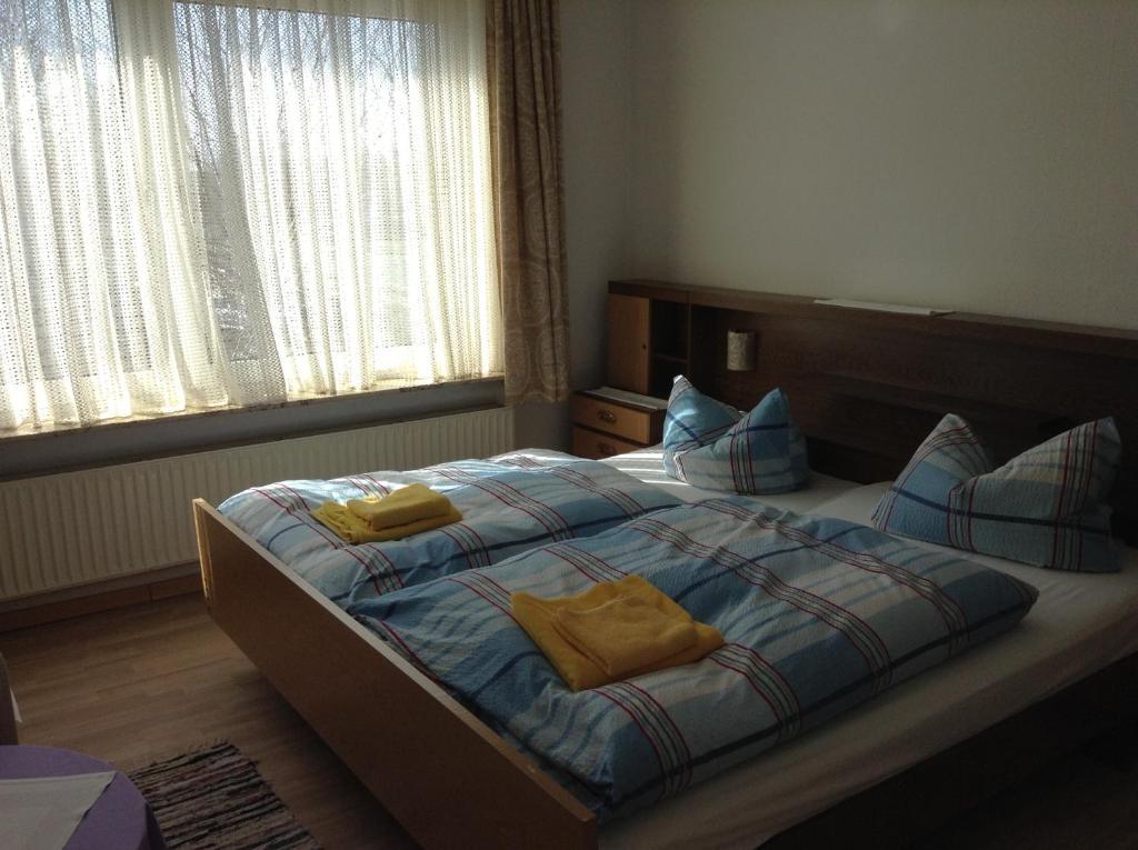 Hotel Rotbuche Westoverledingen Room photo